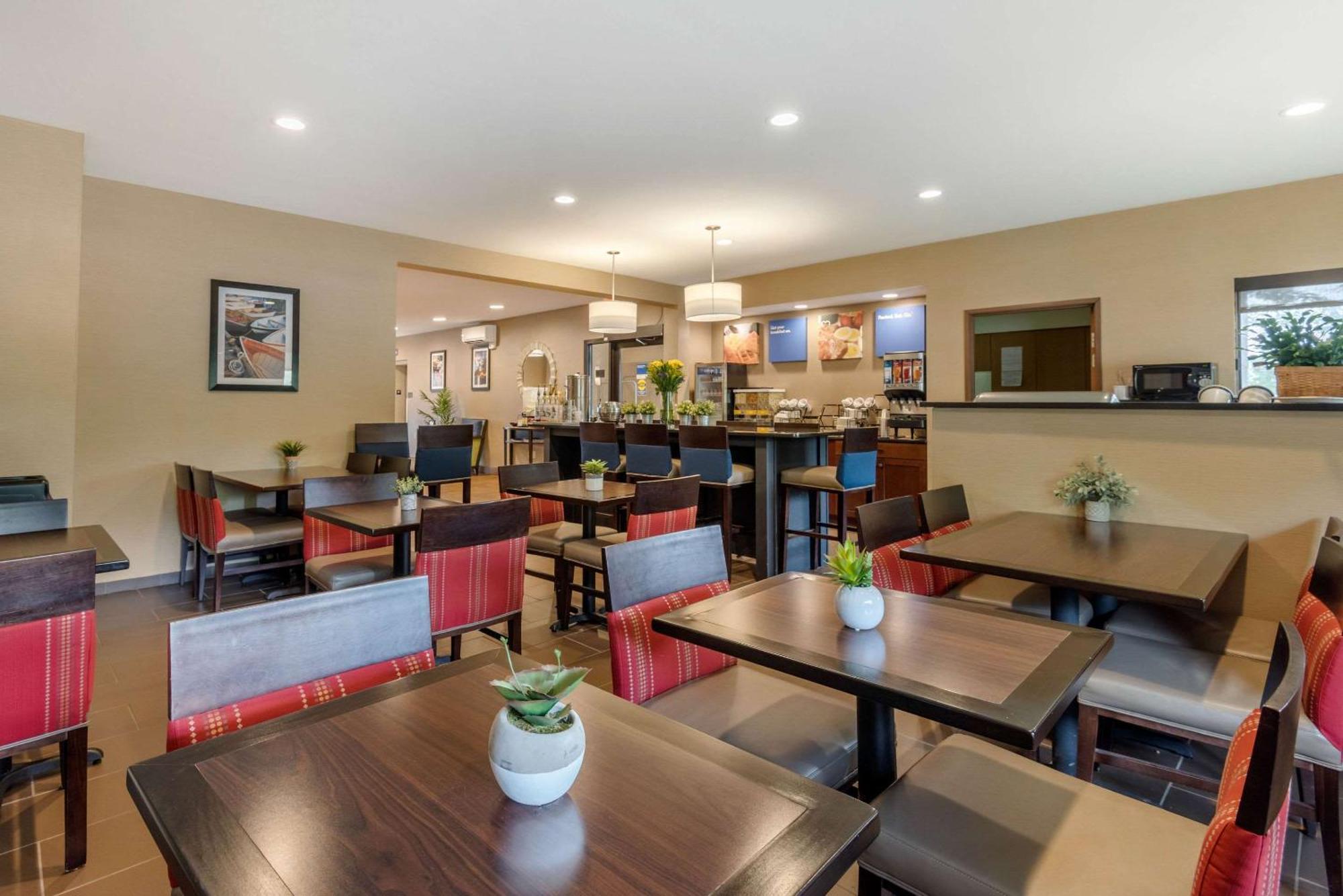 Comfort Inn Ellsworth - Bar Harbor Exterior foto